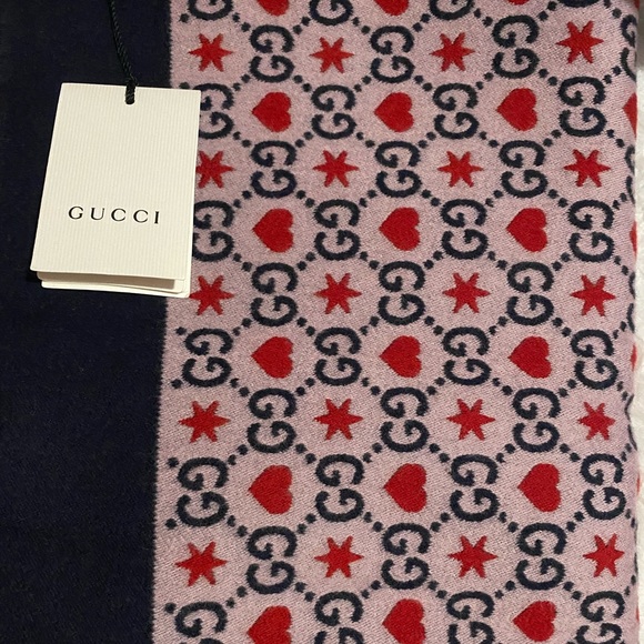 ♥️Great Valentine's Day 💝 GUCCI GG & heart scarf ❤️⭐️ - Picture 8 of 12